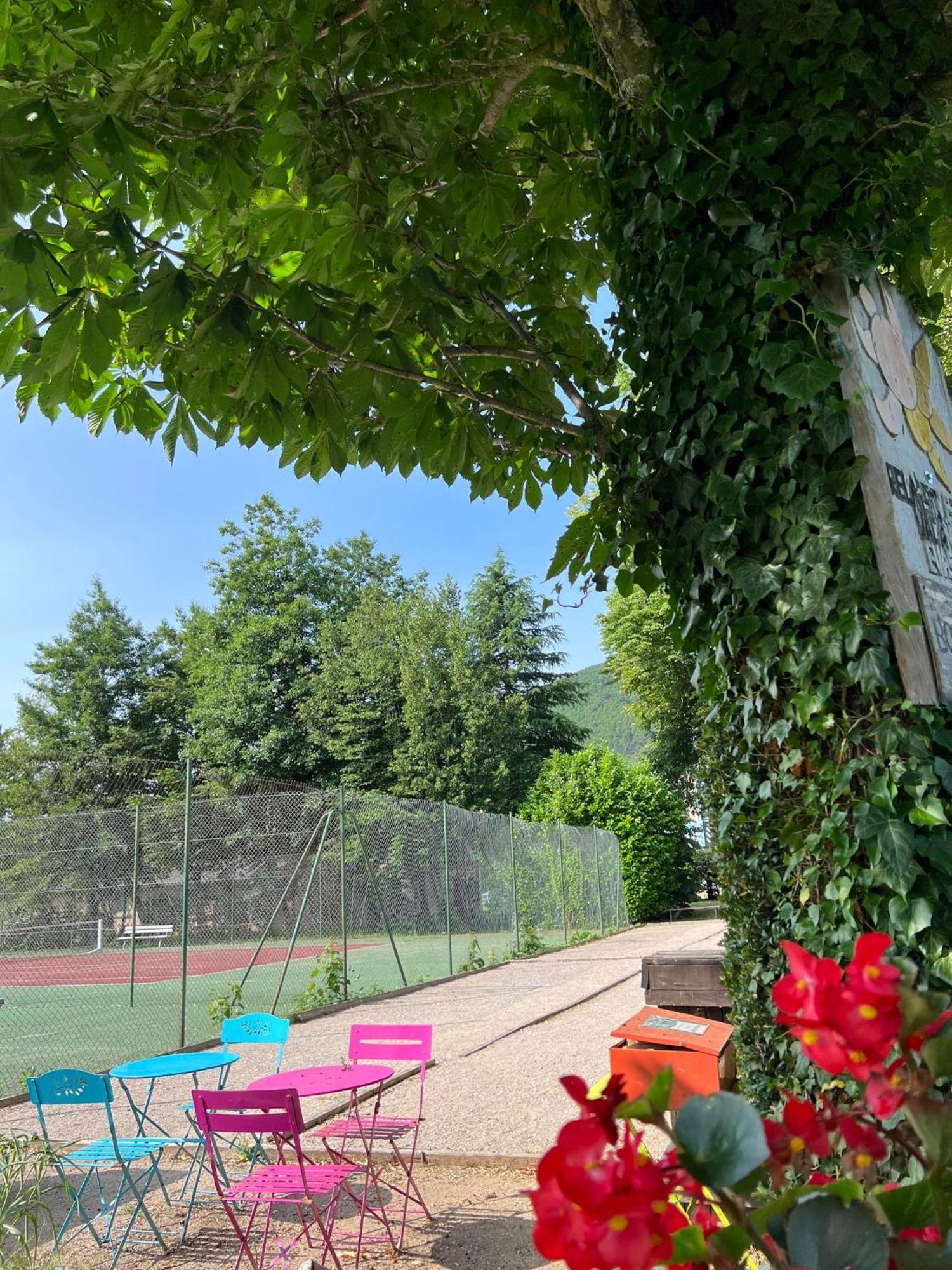 מלון Domaine Du Roc Nantais מראה חיצוני תמונה